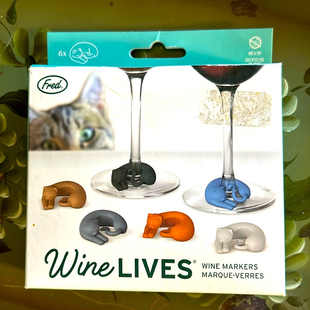 Fred Wine Lives Wine Markers Cats NIB